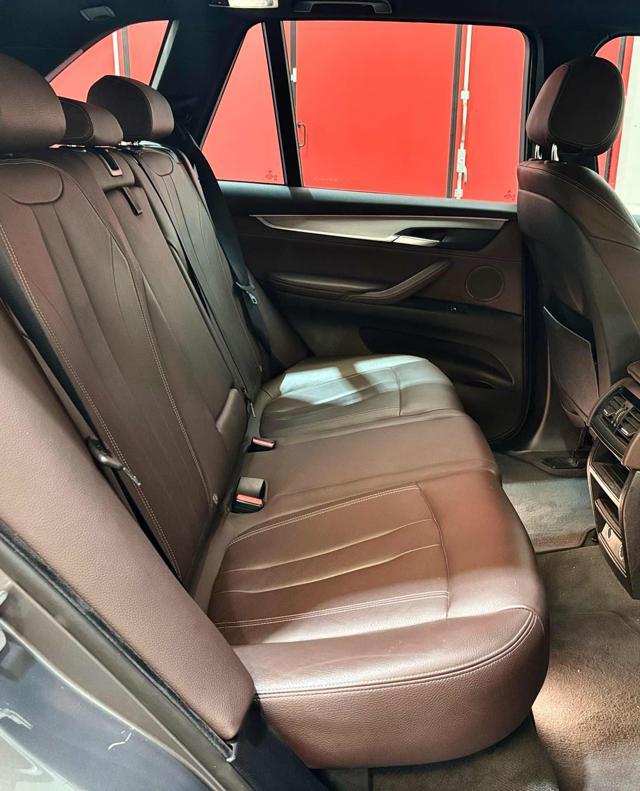 BMW X5 xDrive30d 258CV Luxury ** TUTTA TAGLIANDATA BMW **