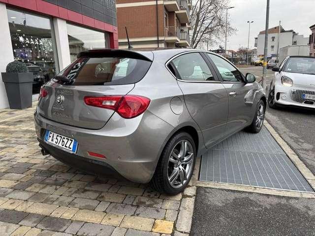 Alfa Romeo Giulietta 1.6 JTDm-2 105 CV Distinctive