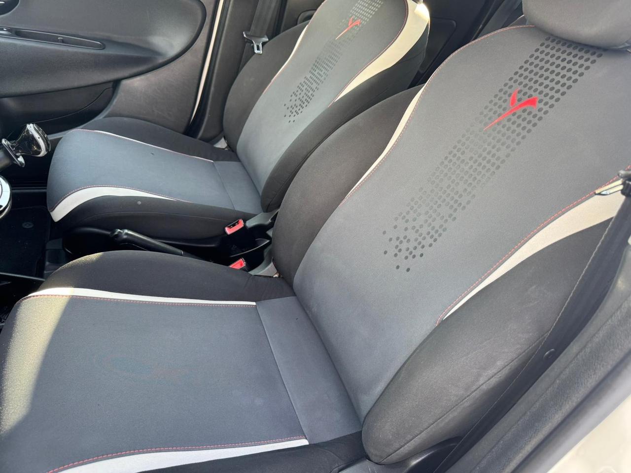 LANCIA YPSILON 1.2 BENZ 69CV PERFETTA