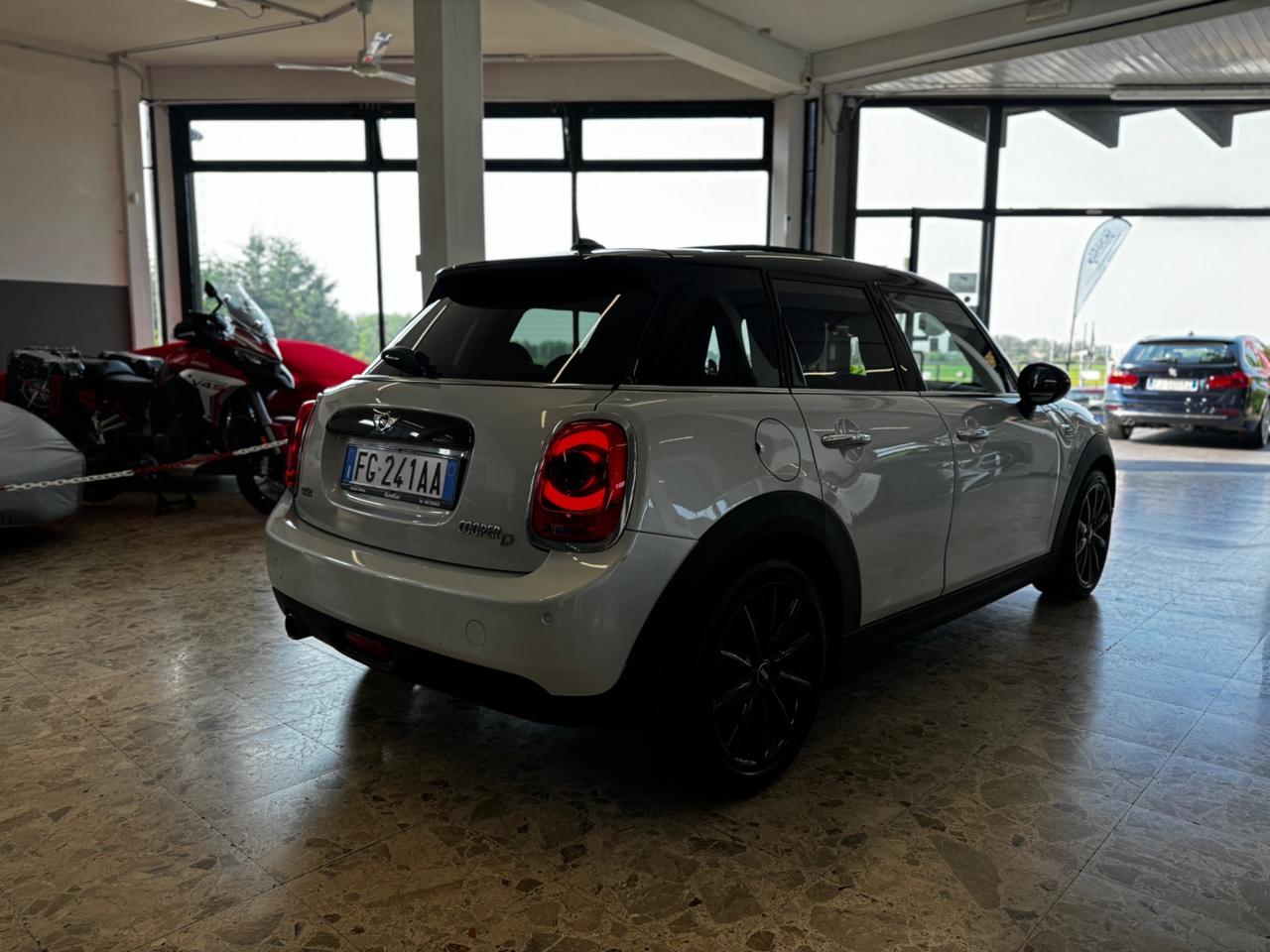 Mini 1.5 Cooper D Hype 5 porte 12/2016 Euro 6B