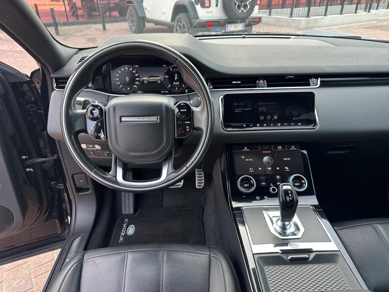 Land Rover Range Rover Evoque R-Dynamic - 2020