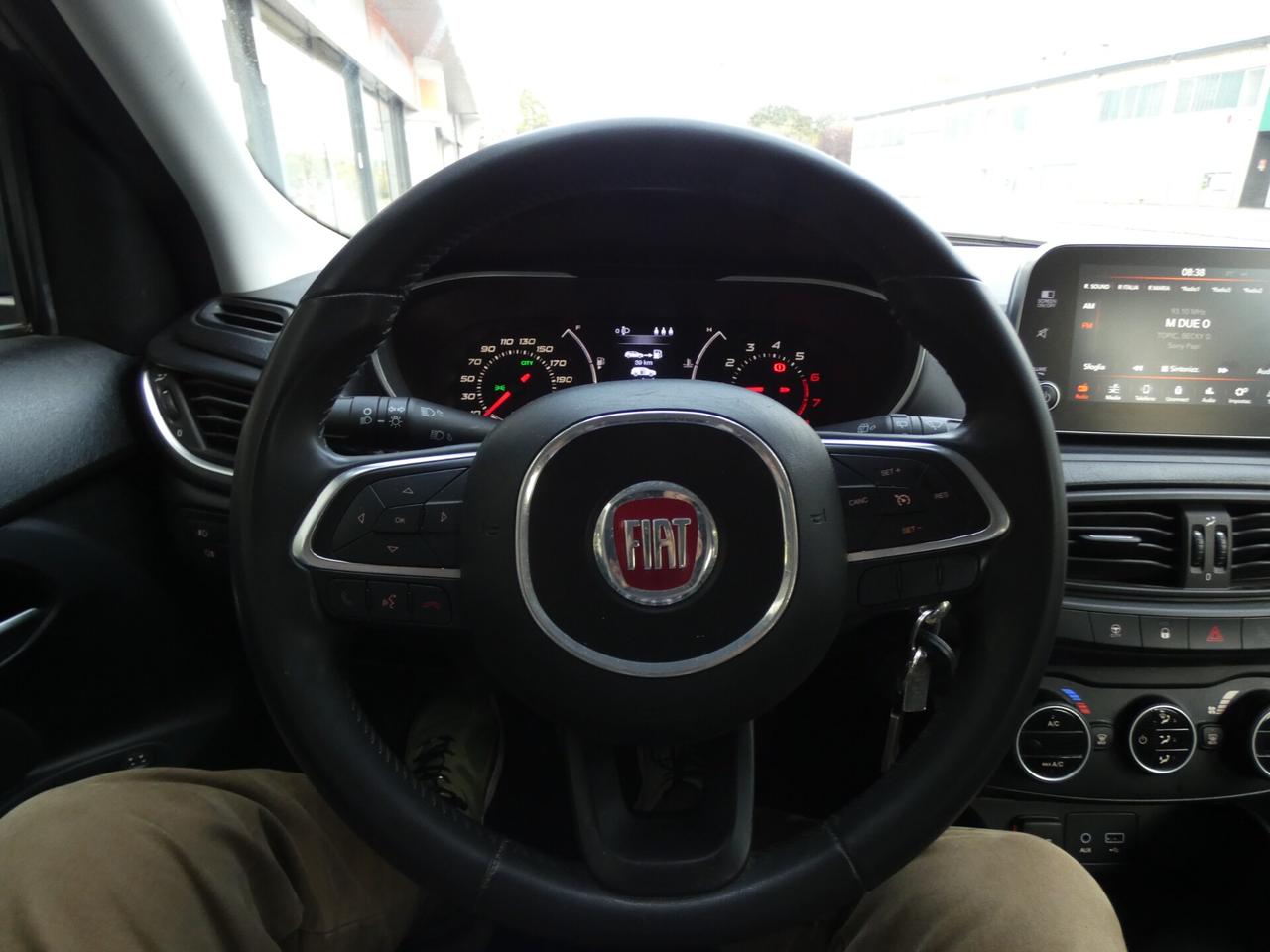 FIAT Tipo (2015-->) Tipo 1.4 T-Jet 120CV 5 port...