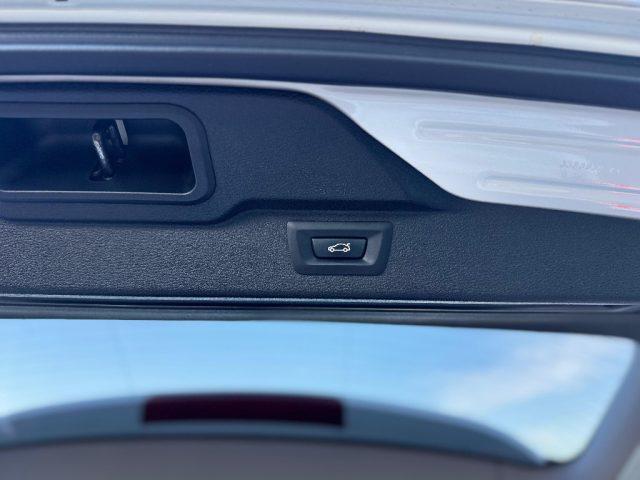 BMW X5 xDrive 30d 258CV LUXURY *TAGLIANDATA*