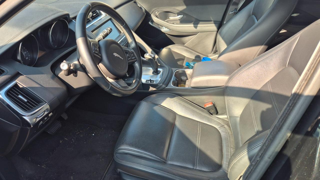 Jaguar E-Pace 2.0D 180 CV AWD aut. R-Dynamic S