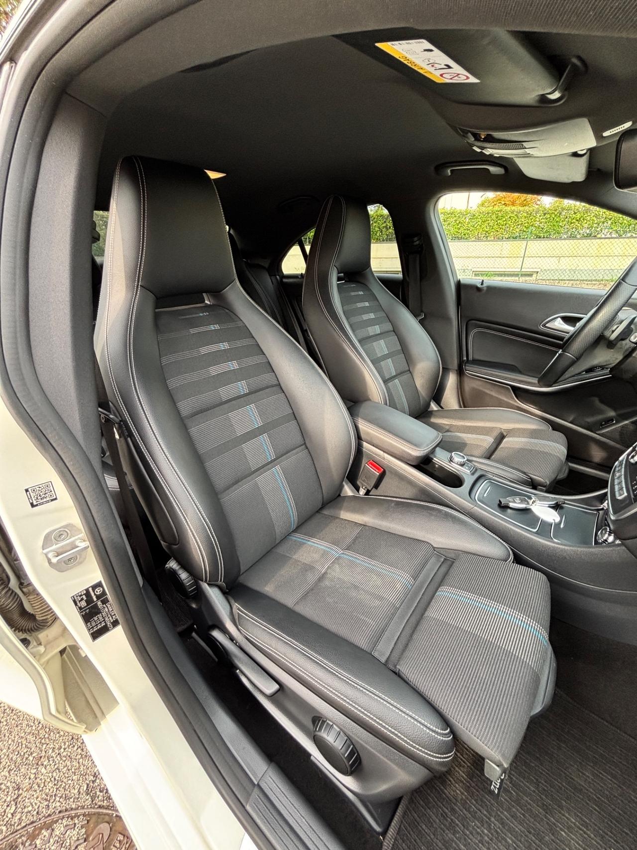Mercedes-benz GLA 200 d Automatic Premium