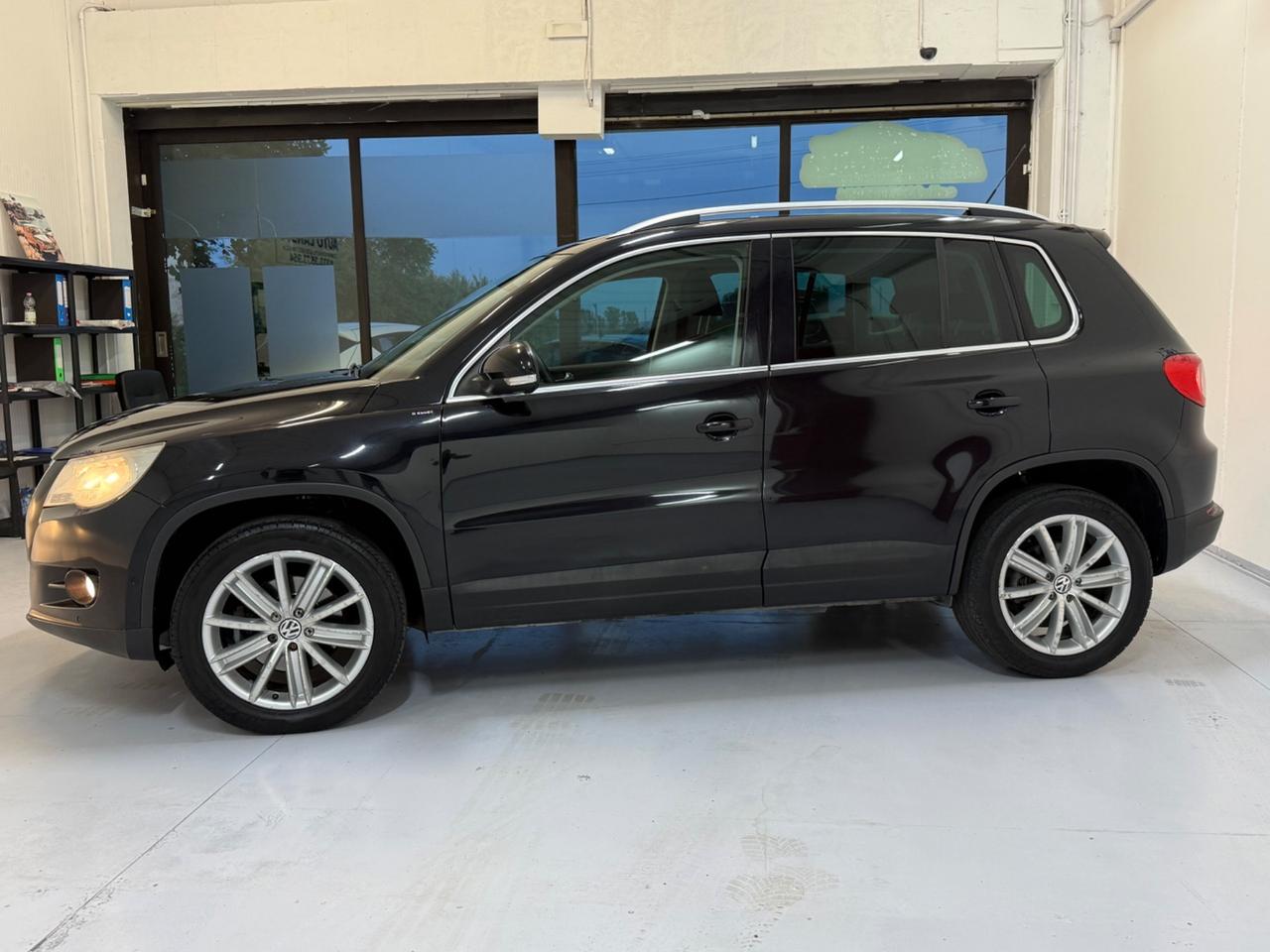 Volkswagen Tiguan 2.0 TDI 170 CV DPF Sport & Style (18°)