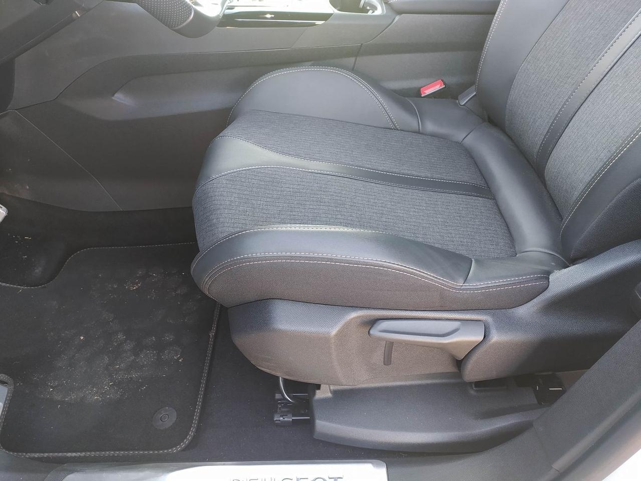 Peugeot 3008 GT Line 1.6 PureTech 180 #8152