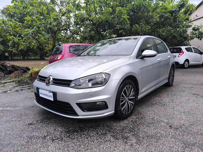 Volkswagen Golf 1.6 TDI 110 CV 5p. Highline R-LINE