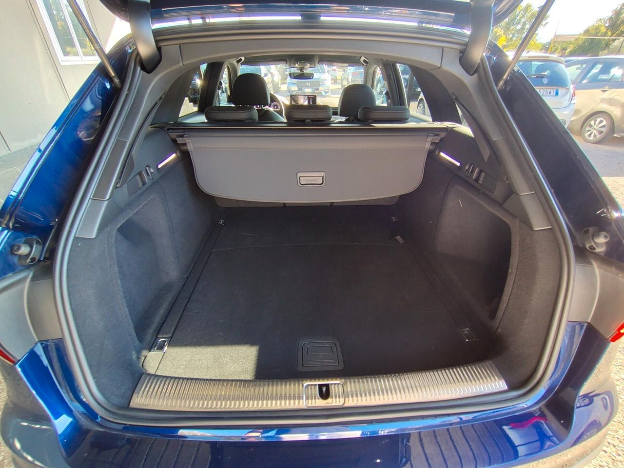 Audi A4 Avant 40 TDI S tronic line edition