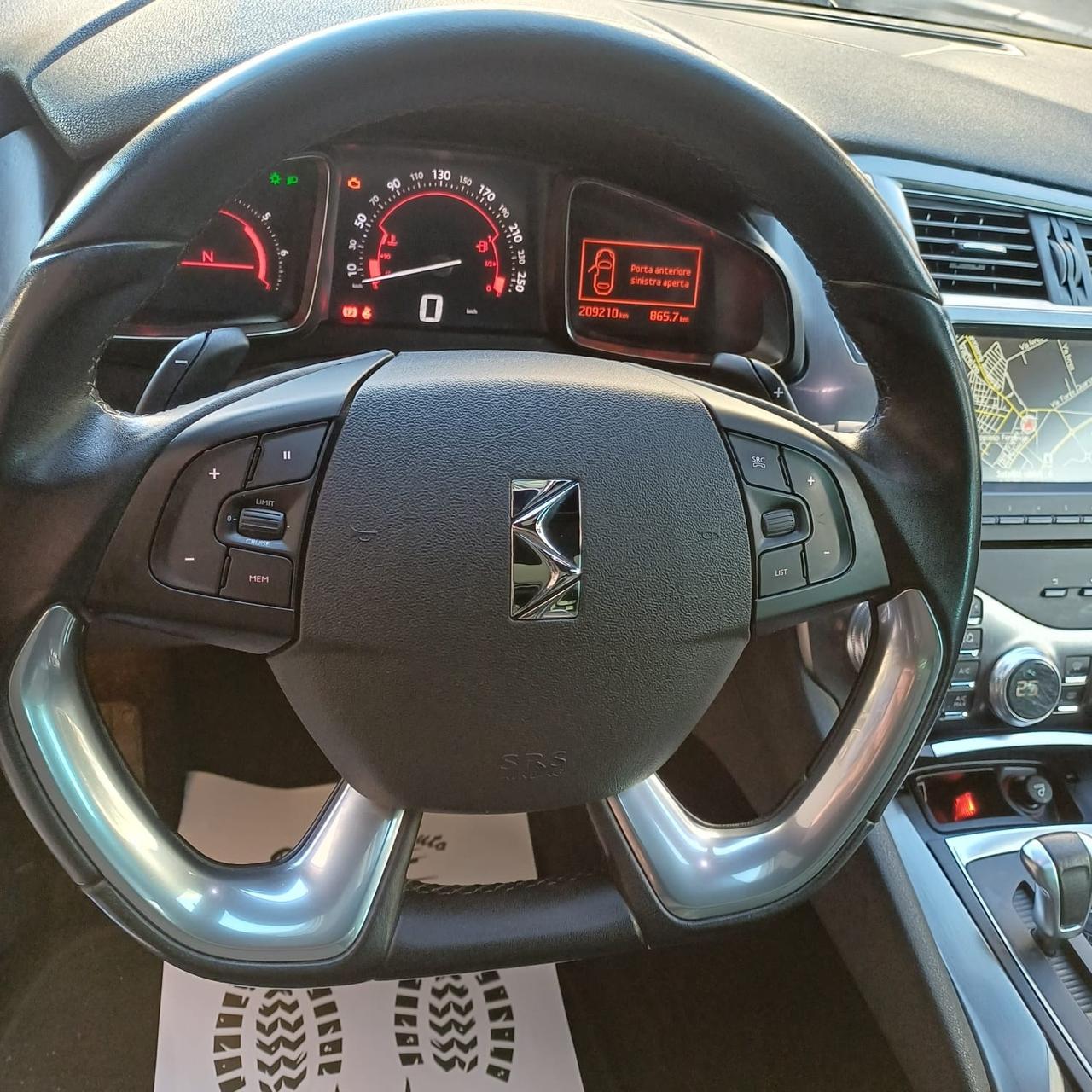 Ds DS5 5 1.6 e-HDi 115 ETG6 So Chic