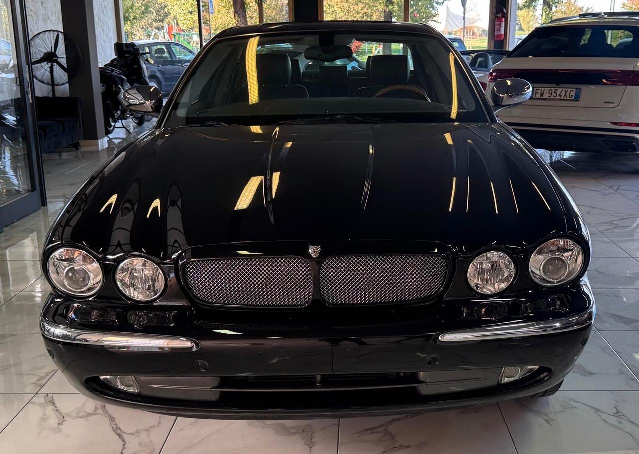 Jaguar XJR Iscritta ASI+4.2 SuperCharged+Tetto+TV+Alpiine