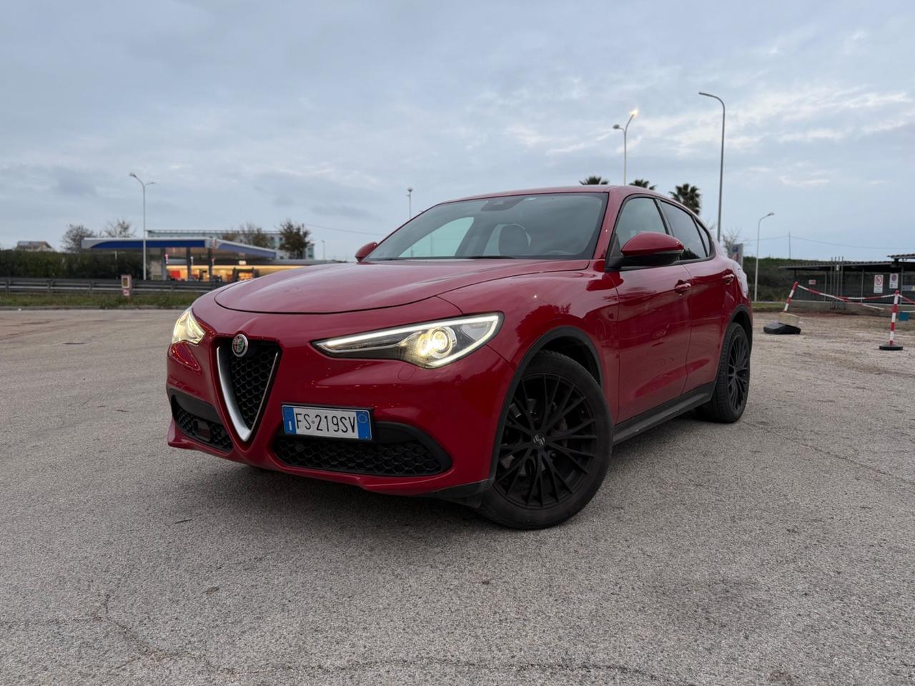 Alfa Romeo Stelvio 2.2 Turbodiesel 160 CV AT8 RWD Business