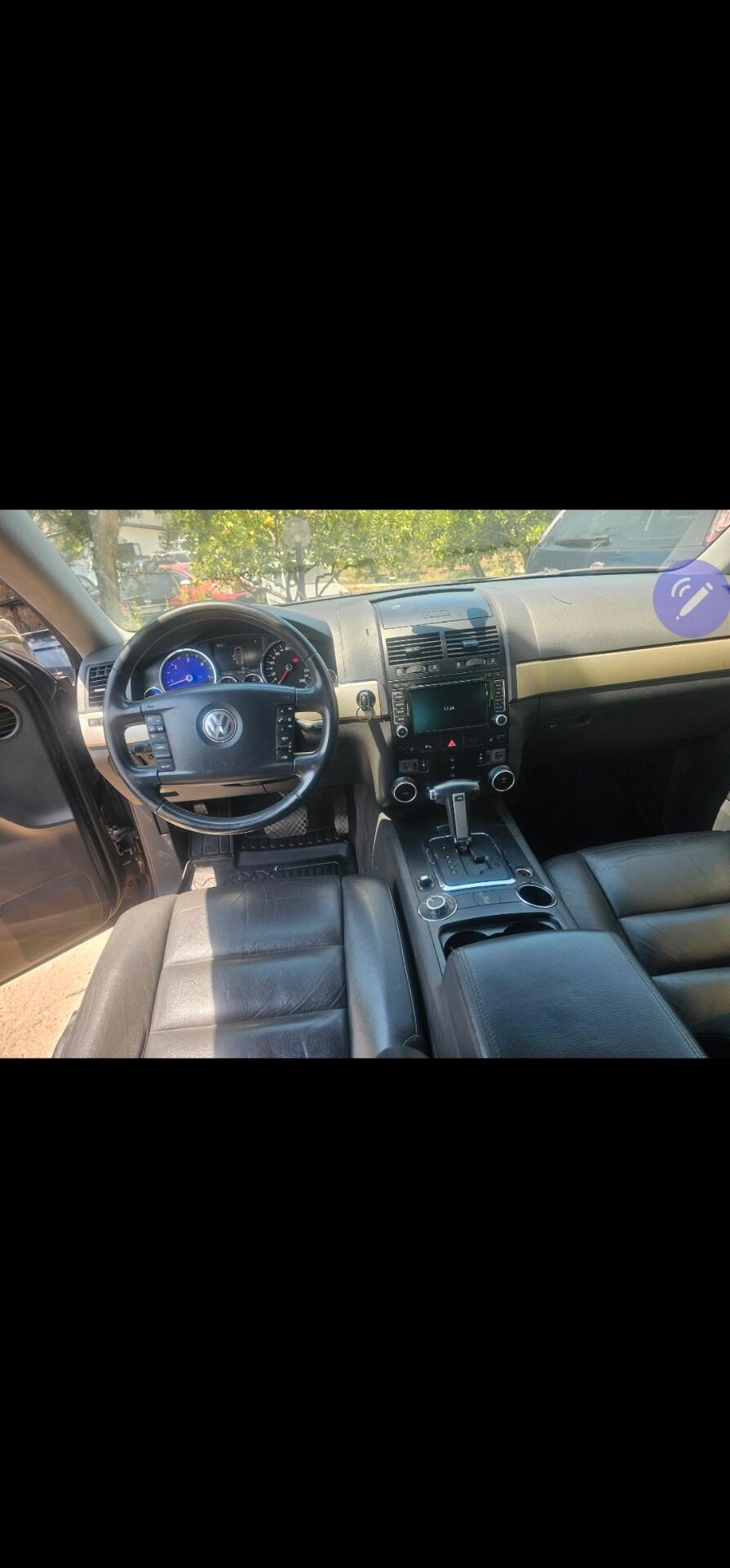 Volkswagen Touareg 3.0/240CV V6 TDI DPF tip. Exclusive