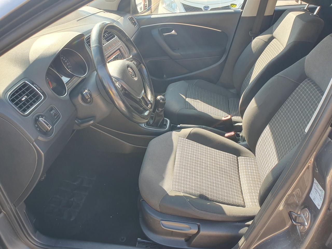 Volkswagen Polo 1.4 TDI 5p. Confortline Neopatent 2017