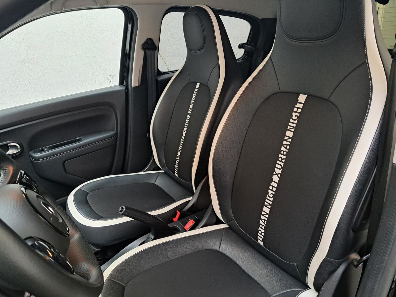 Renault Twingo Electric Urban Night