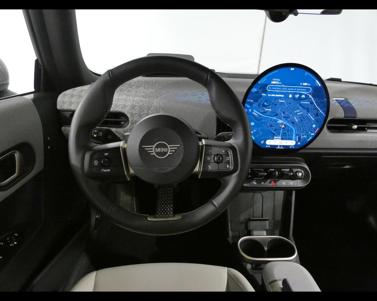 MINI Mini 5ª serie (F66) - Mini Cooper C Favoured