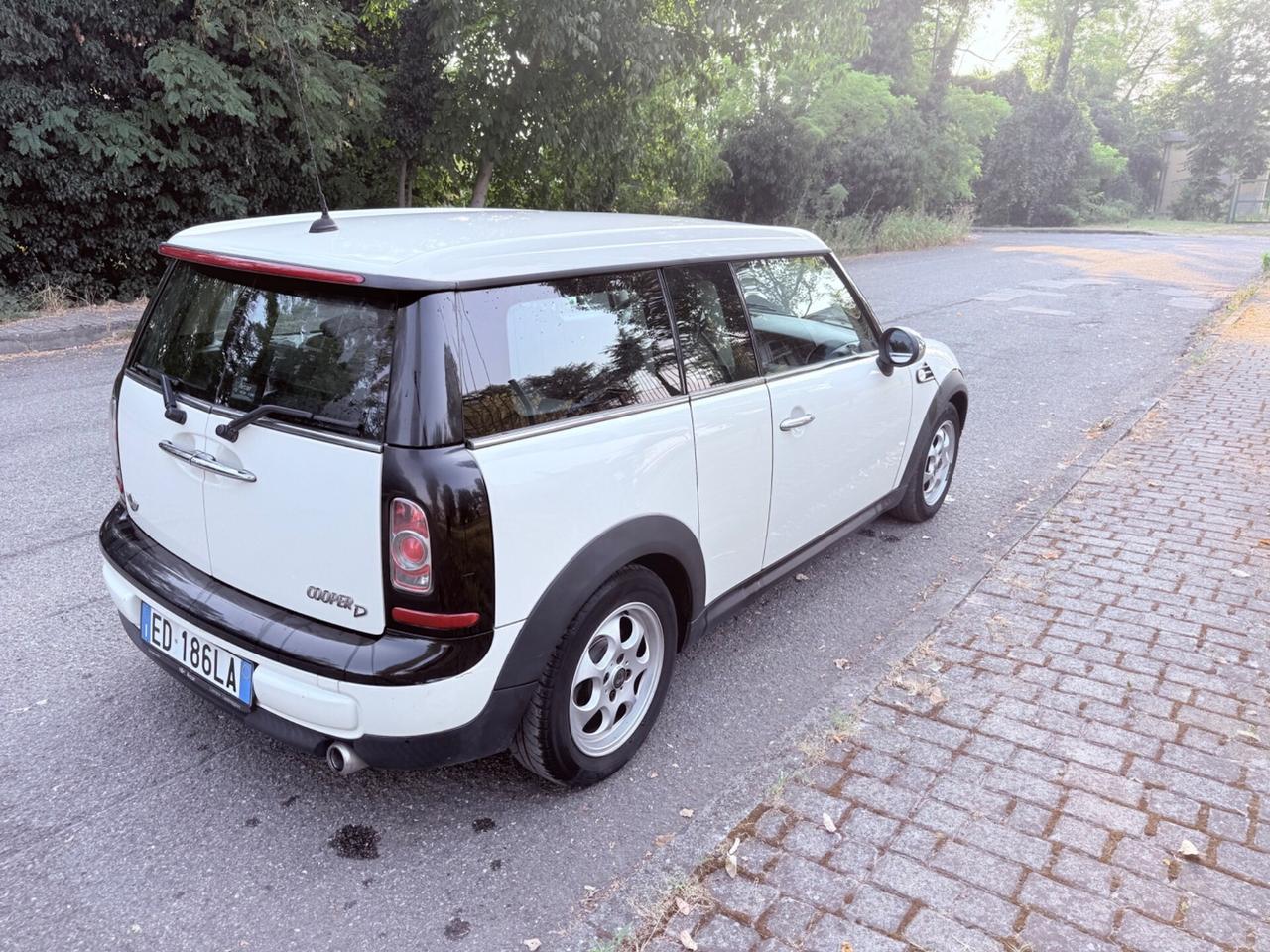 Mini Cooper D Clubman 1.6 DIESEL- 2010