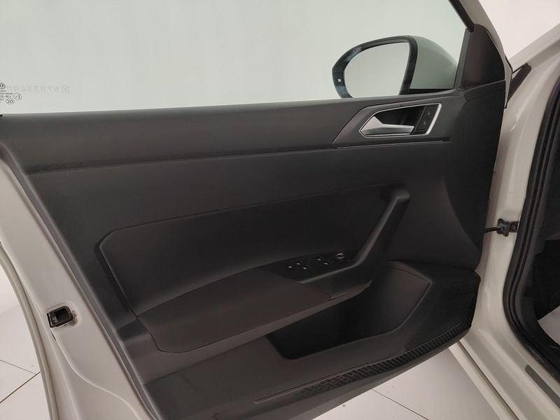 Volkswagen Taigo 1.0 TSI DSG R-Line