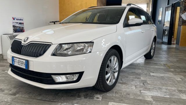 SKODA Octavia 1.6 TDI CR 110 CV Wagon Ambition-N1-IVA COMPR.