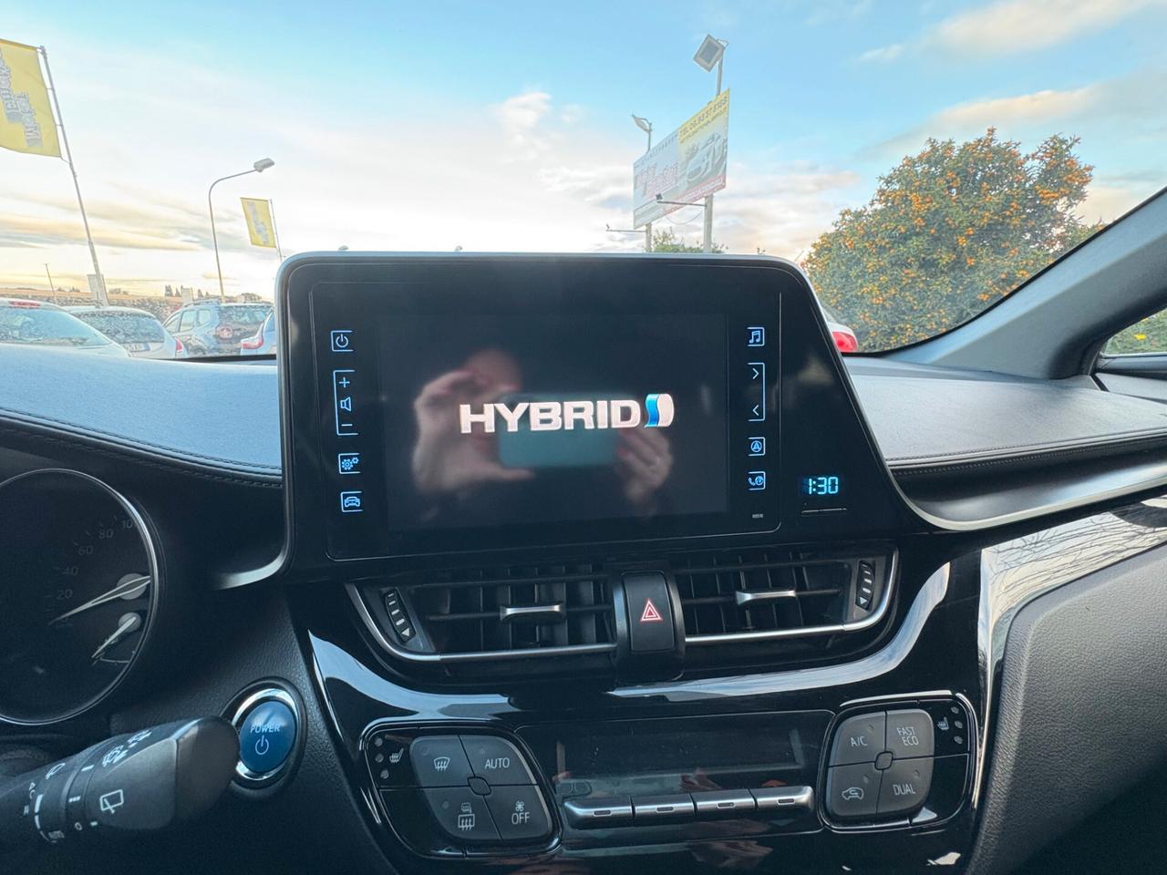 Toyota C-HR 1.8 Hybrid E-CVT Active