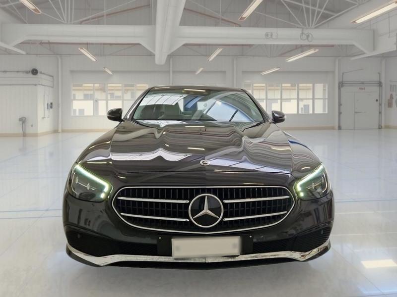 MERCEDES-BENZ E 220 4MATIC BUSINESS SPORT AUTO 4 PORTE BERLINA