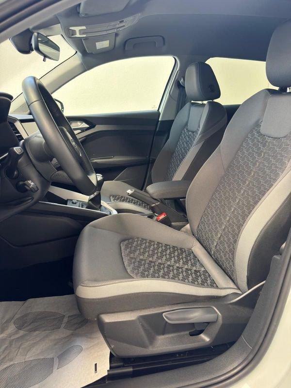 Audi A1 SPB 30 TFSI Black Edition S-line C.Play + Led