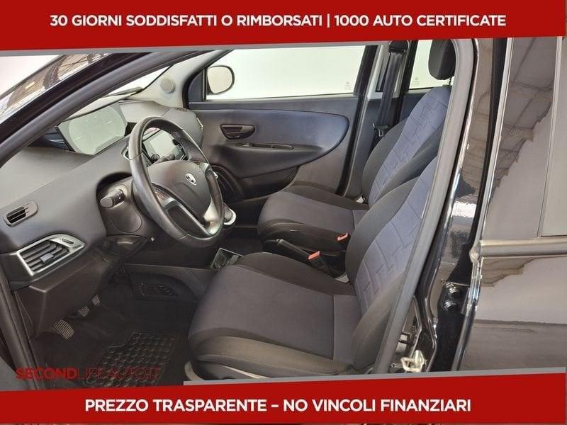 Lancia Ypsilon 1.0 firefly hybrid Gold Plus s&s 70cv 5p.ti