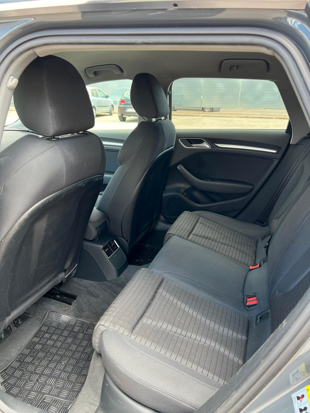 Audi A3 SPB 1.6 TDI CLEAN QUATTRO DIESEL EDITION