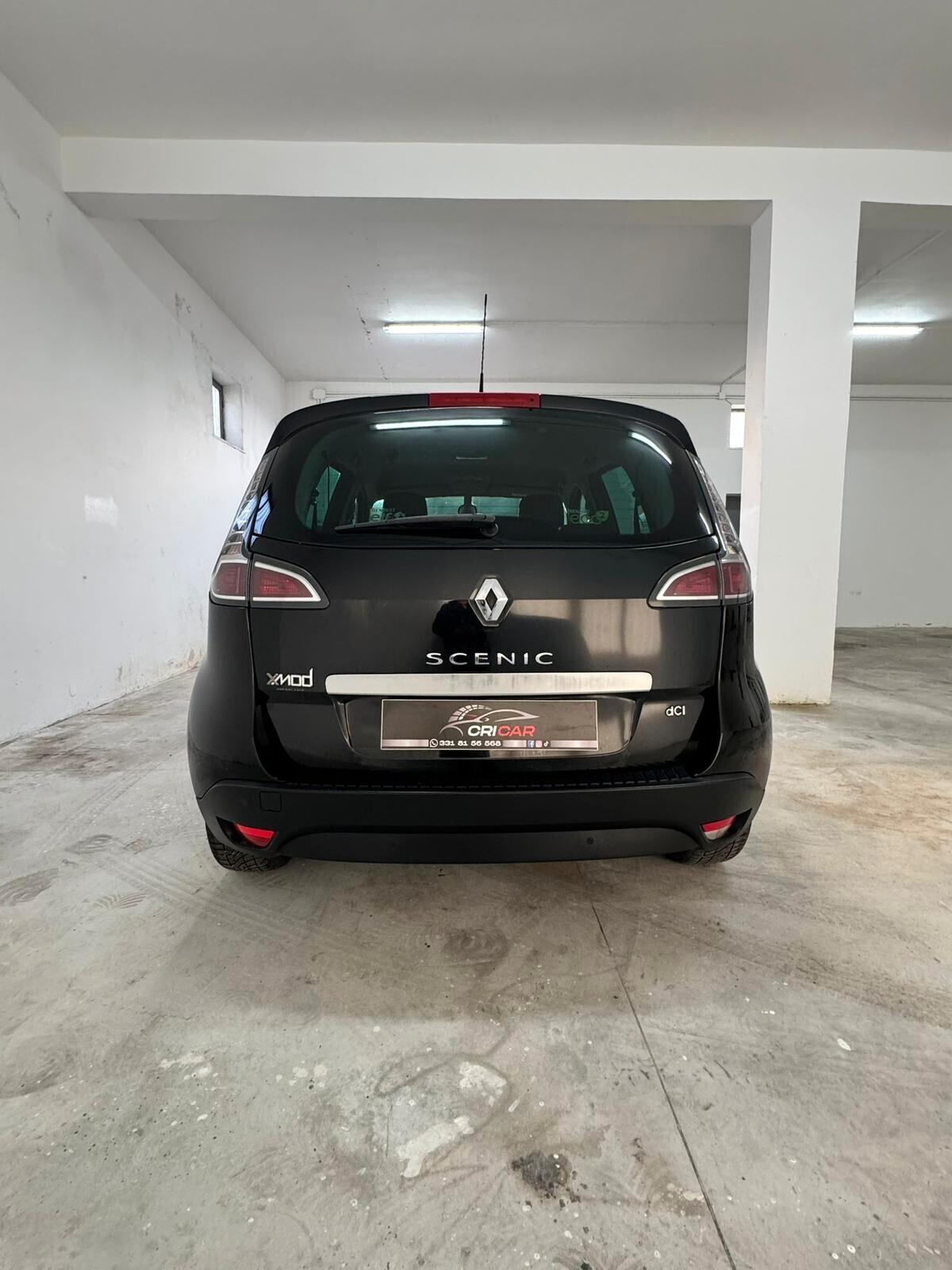 Renault Scenic Scénic XMod dCi 110 CV EDC Limited