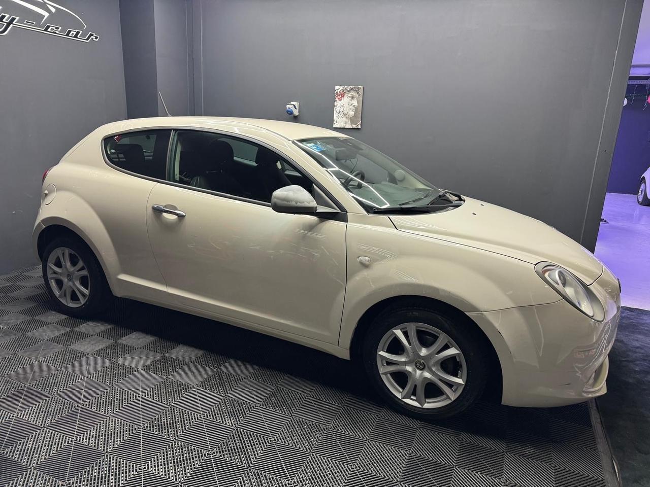 Alfa Romeo MiTo 1.4 105 CV M.air S&S Distinctive Sport Pack