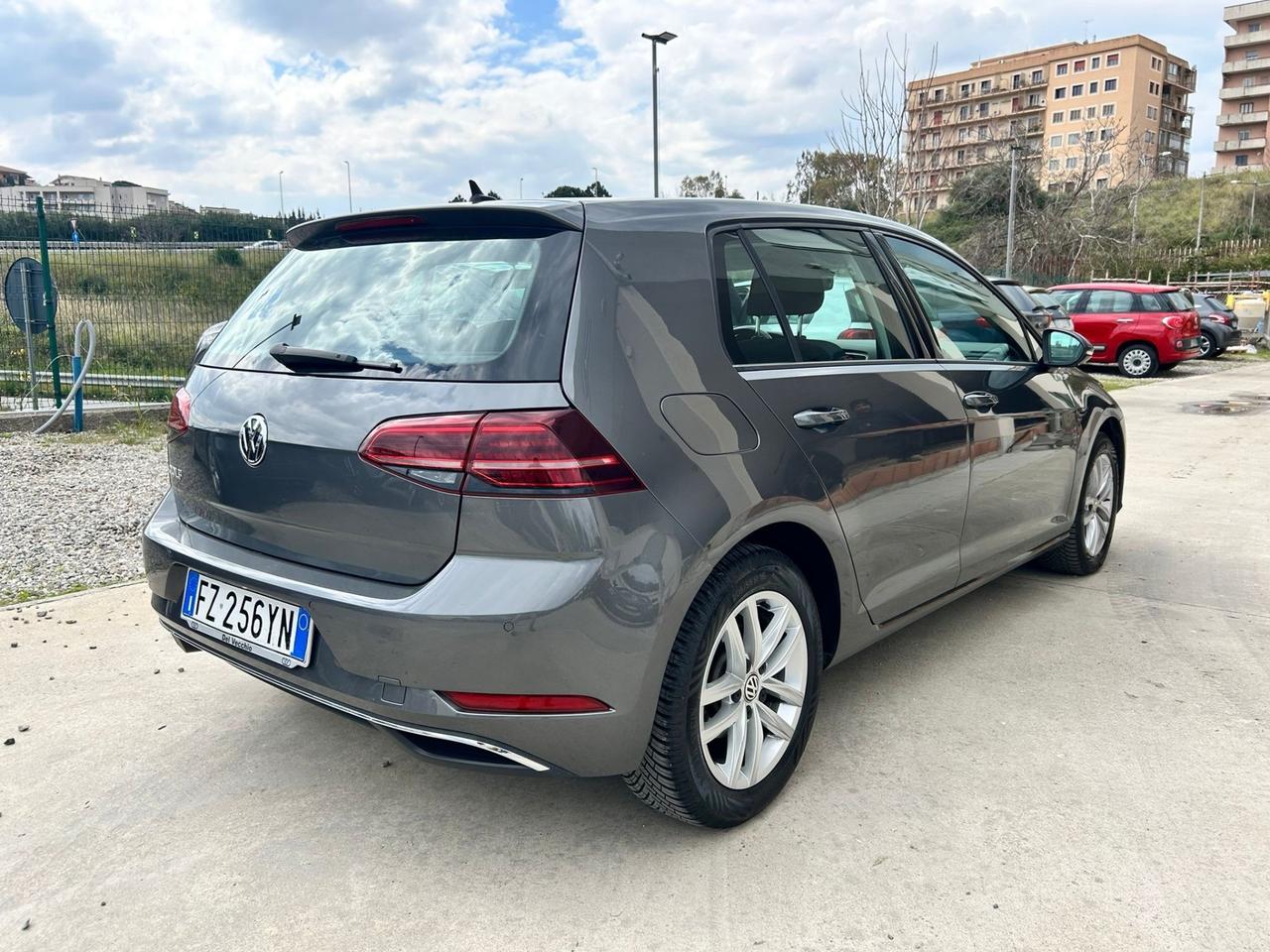 Volkswagen Golf 2.0 TDI DSG 5p. Executive BlueMotion Technology