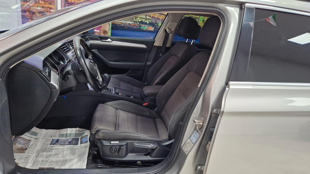 Volkswagen Passat Variant 1.6 TDI DSG Comfortline BlueMotion Tech.