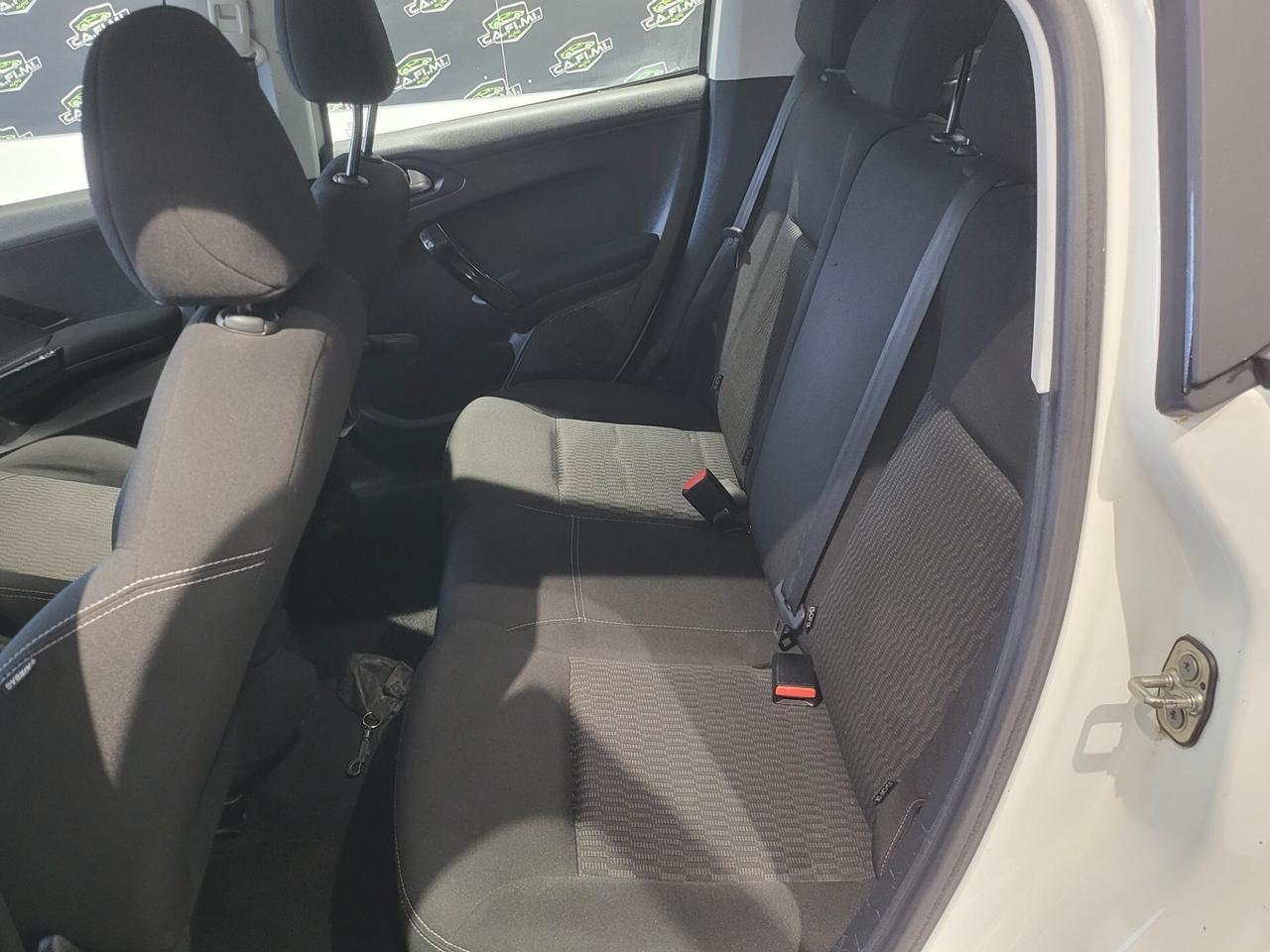 Peugeot 208 - 2017 PureTech 82 Cv GPL Allure