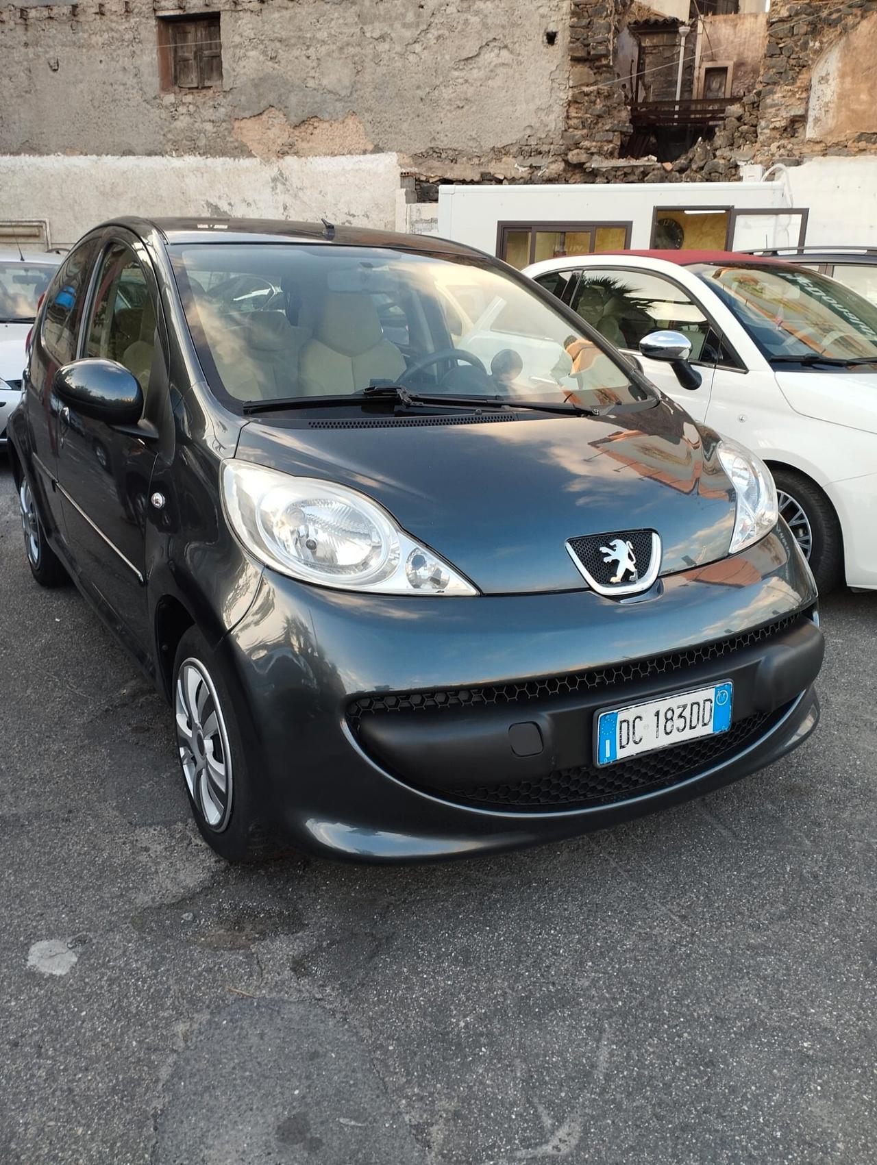 Peugeot 107 1.4 HDi 5p. Sweet Years