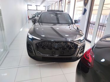 Audi Q5 40 2.0 tdi mhev 12V Identity Black quattro s-troni