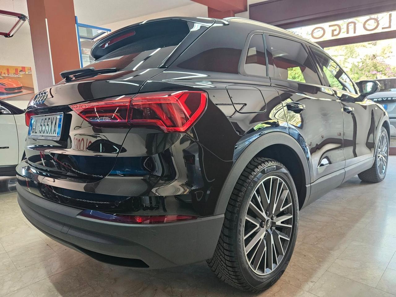 Audi Q3 35 TDI Business Advanced