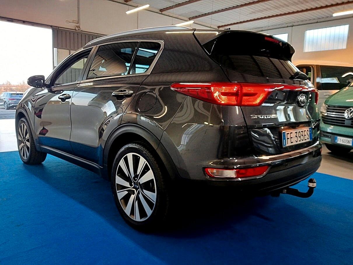 Kia Sportage 1.7 CRDI TETTO GANCIO CAMERA LED 19" BELLISSIMA
