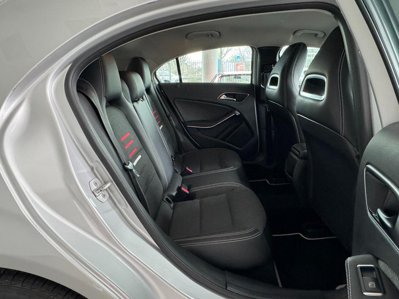 Mercedes Classe A A 180 d Sport auto my16