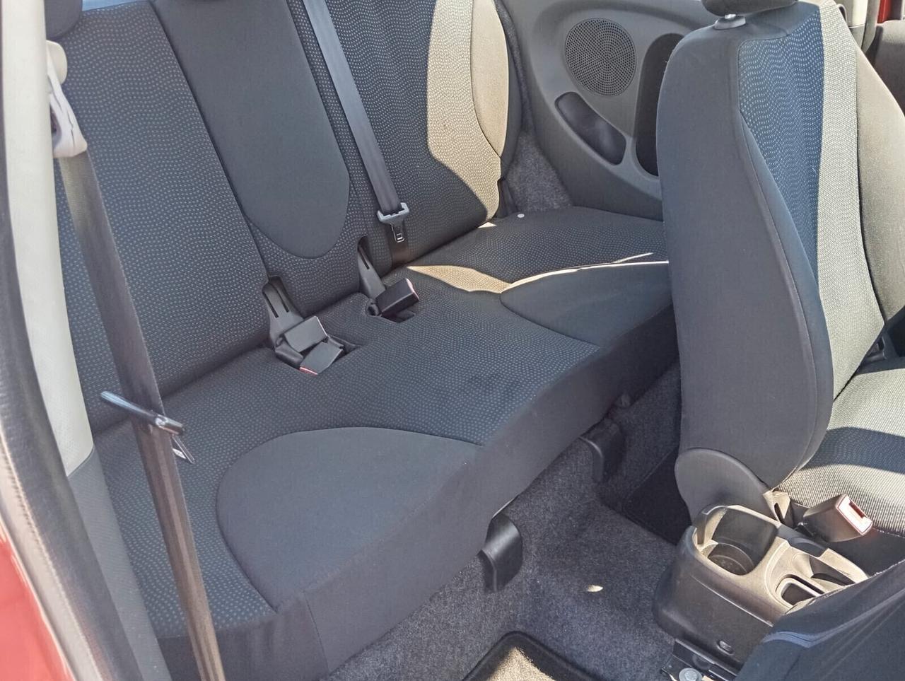 Nissan Micra 1.2 16V 3 porte n-tec