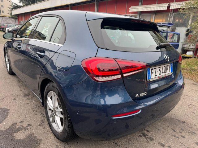 MERCEDES-BENZ A 180 Automatic Business Extra