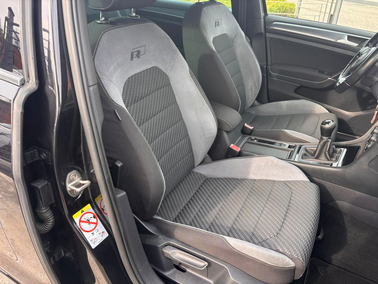 Volkswagen Golf 1.6 TDI 115 CV 5p. R LINE