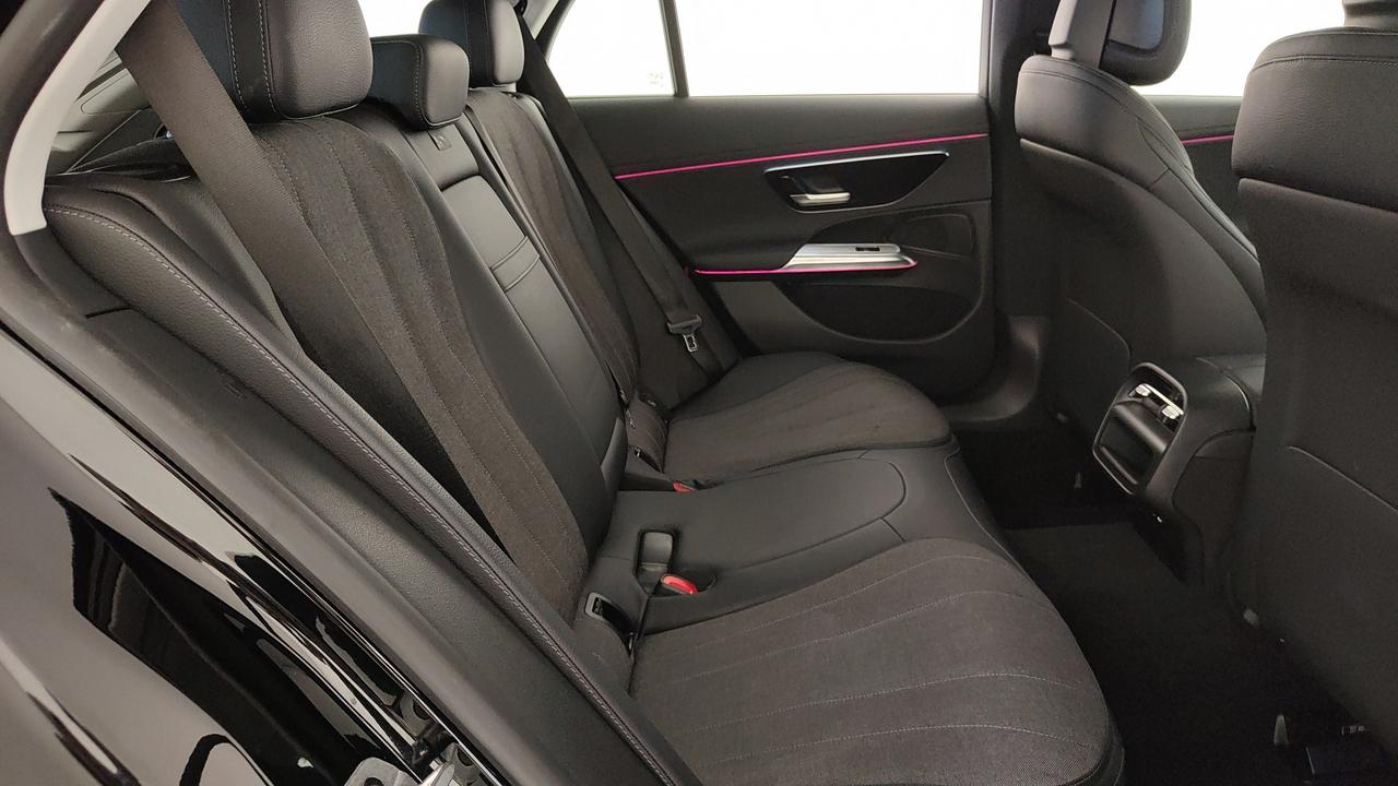 Mercedes-Benz E SW 220 d Advanced auto