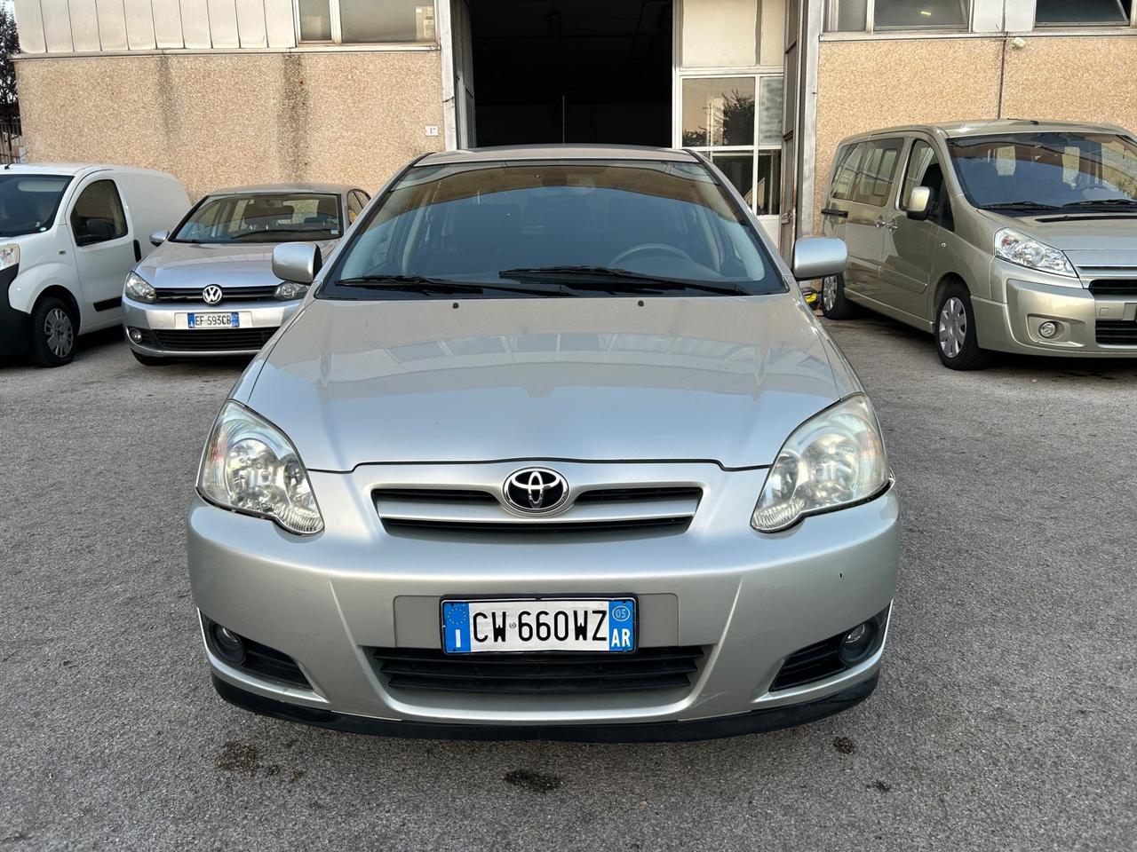 Toyota Corolla 2.0 16V D-4D 5 porte Sol