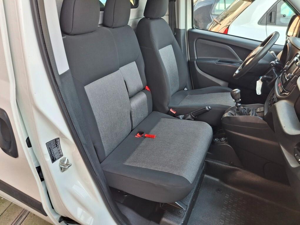 Fiat Doblò 1.6 Multijet 105cv 3 POSTI Lounge