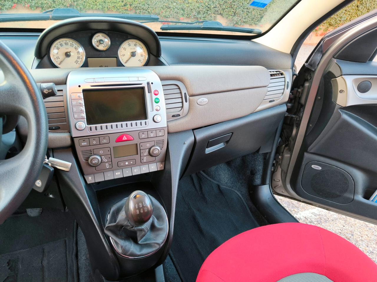 Lancia Ypsilon 1.3 Multijet 16V Platino