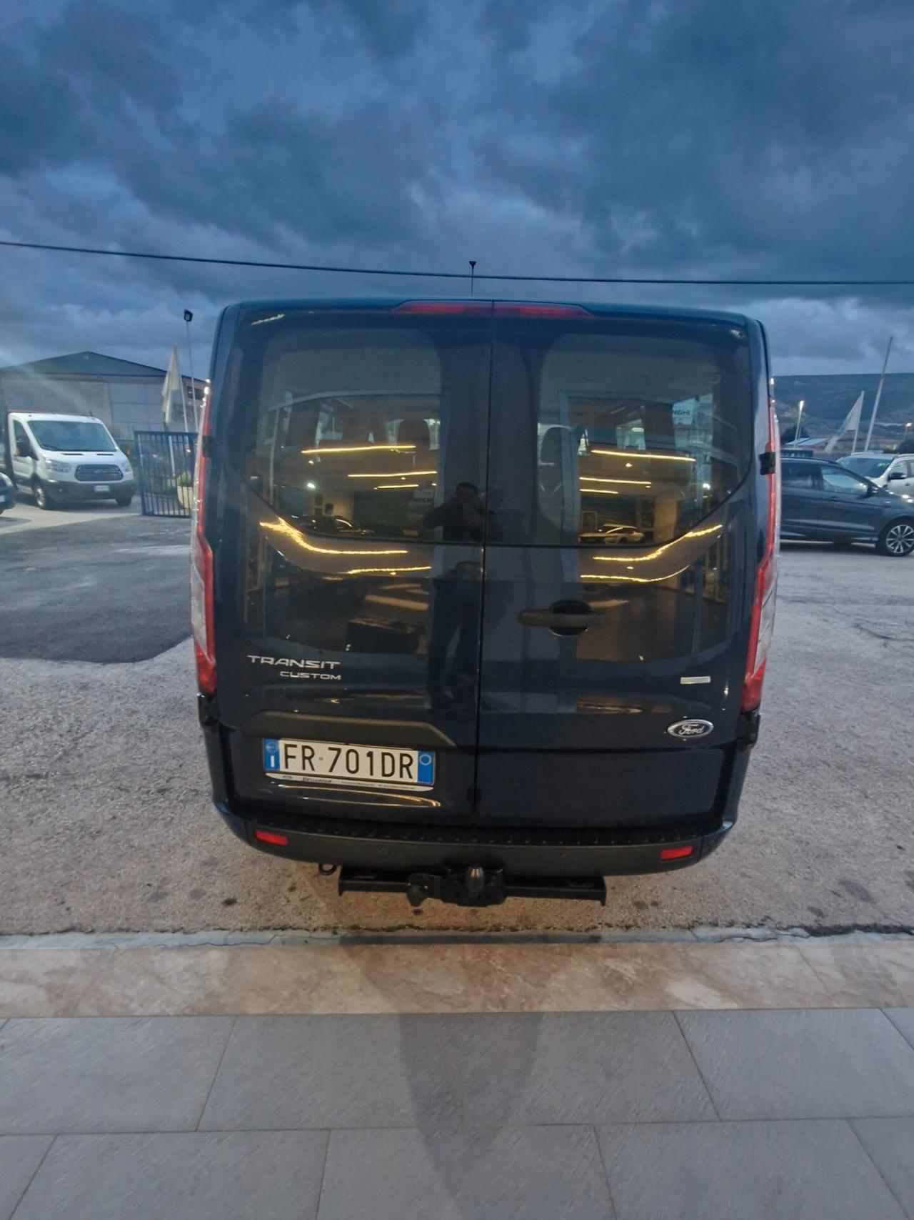 Ford Tourneo Custom 320 2.0 TDCi 130CV PC Trend