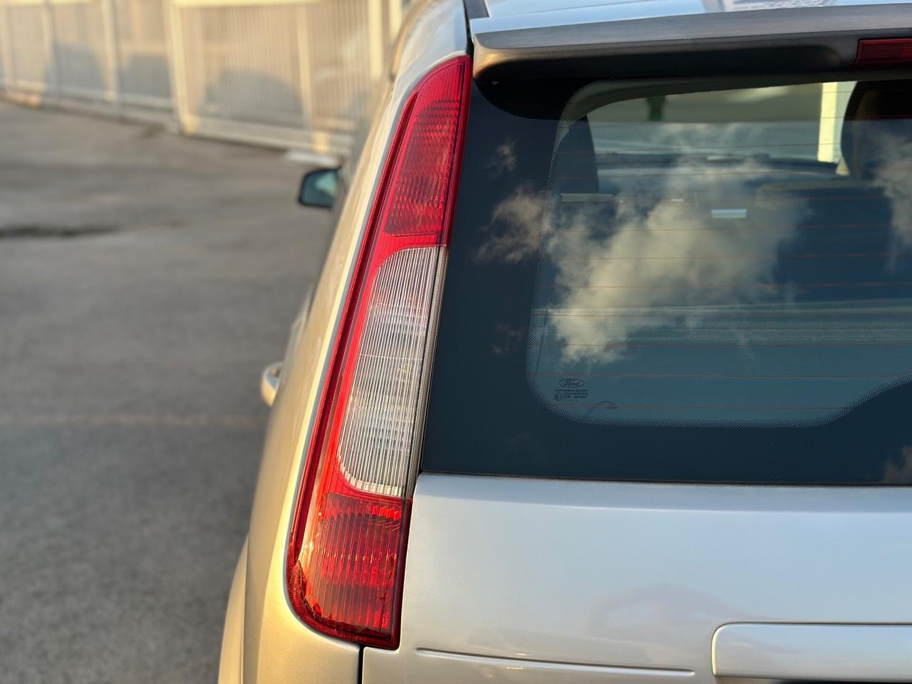Ford C-Max 2.0 TDCi (136CV) DIESEL GHIA
