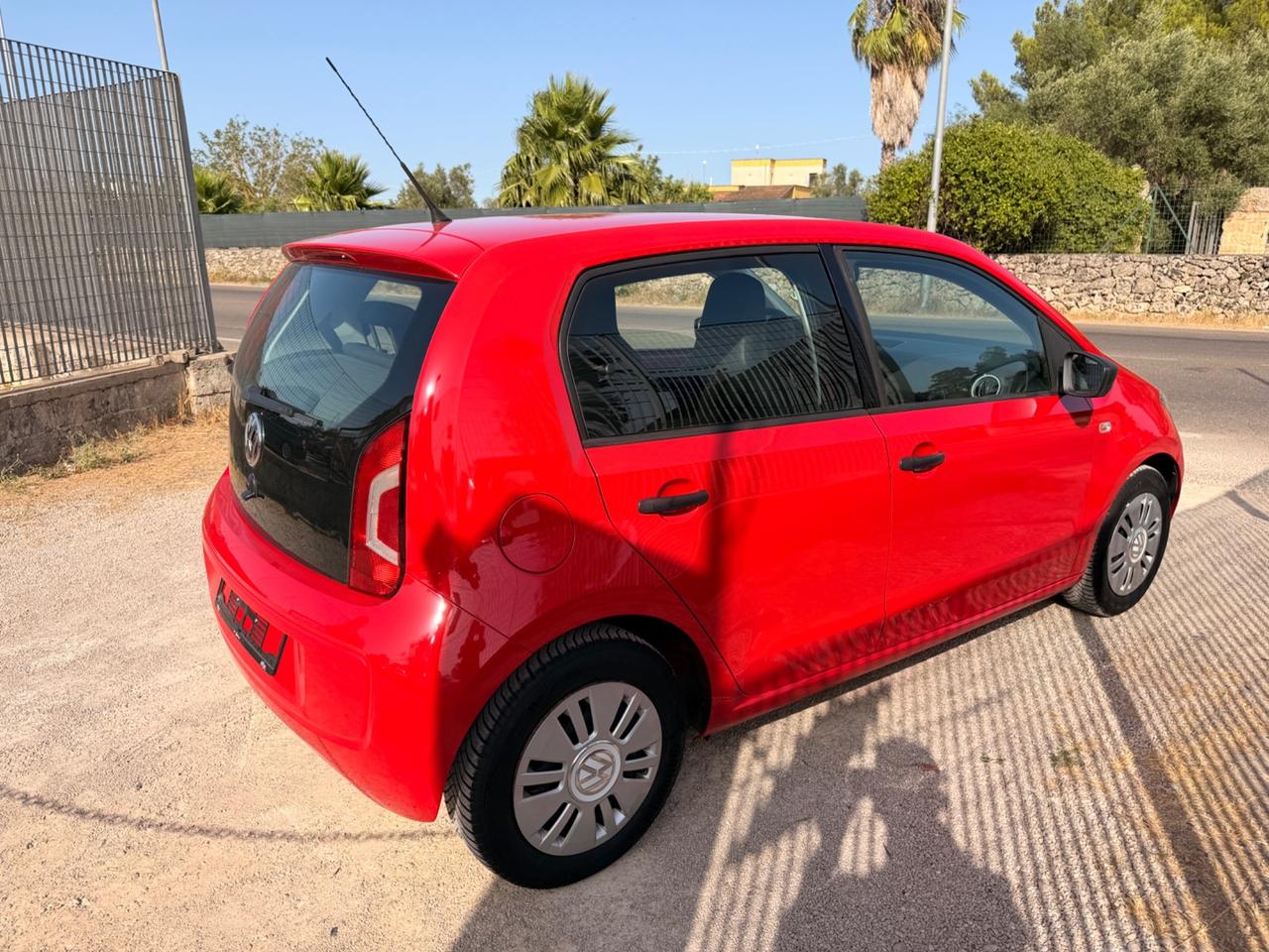 Volkswagen up! 1.0 5p. -2013