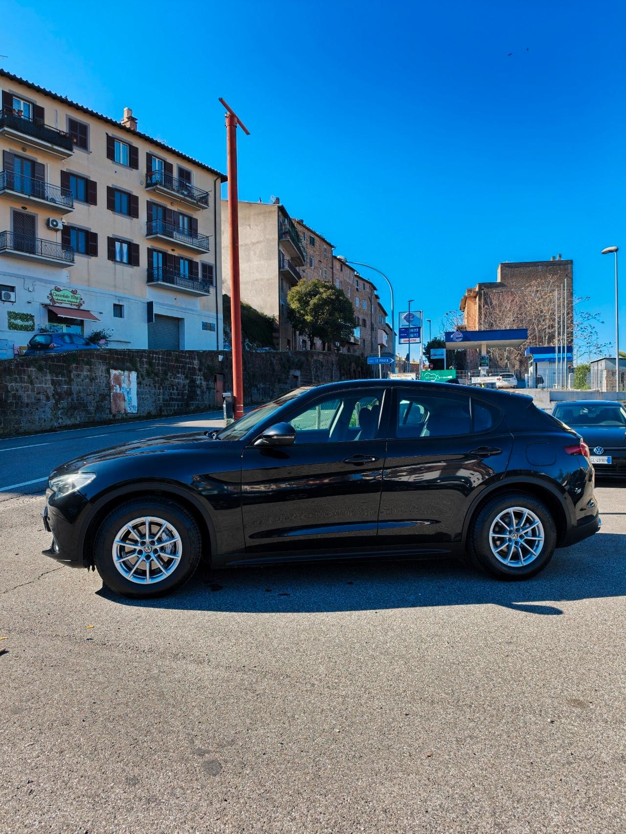 Alfa Romeo Stelvio 2.2 180 CV AT8 Business