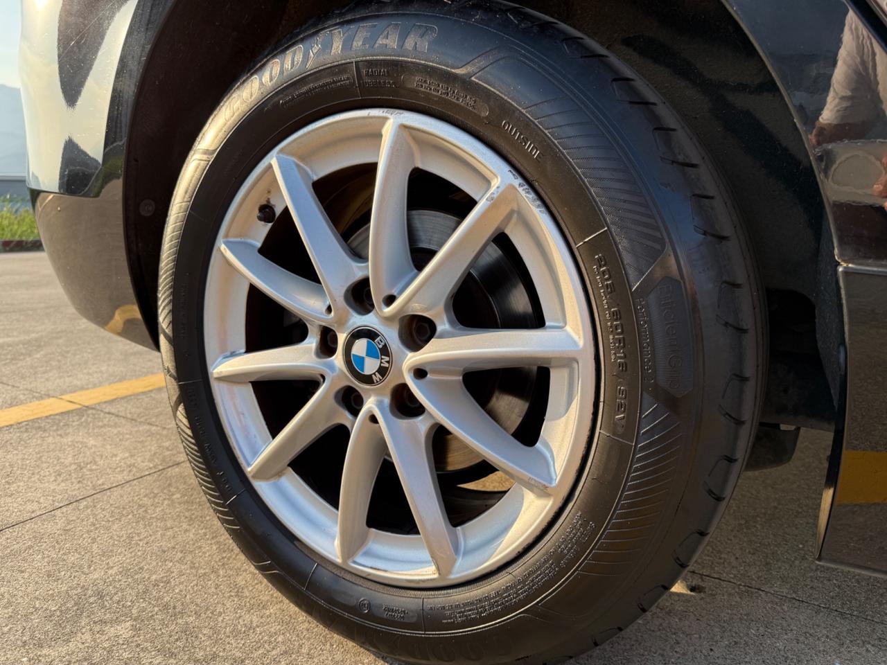 Bmw 216d Active Tourer Luxury 7 POSTI OK NEOPATENTATI